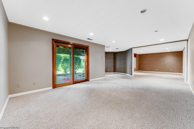 2022 Georgian Ln, Morgantown, WV 26508 - unfurnished room with light colored carpet, baseboards, and recessed lighting