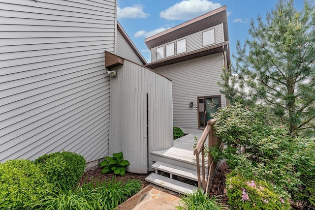 405 Lakeview Ests, Morgantown, WV 26508 - view of exterior entry