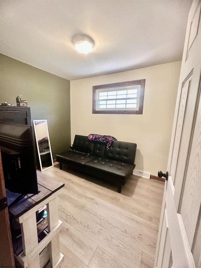 1829 Crooked Run Rd, Clarksburg, WV 26301 - living room with wood finished floors and baseboards