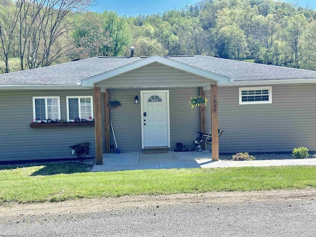 1829 Crooked Run Rd, Clarksburg, WV 26301 - view of front of home with roof with shingles and a front lawn