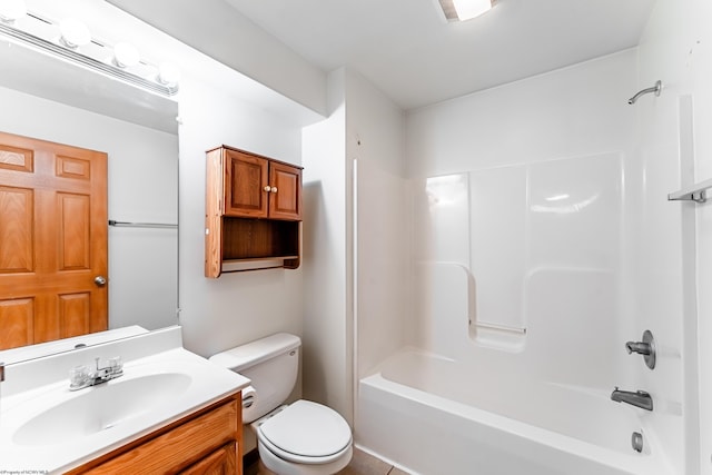 233 Creekside Dr Unit 3, Morgantown, WV 26508 - bathroom with toilet, washtub / shower combination, and vanity