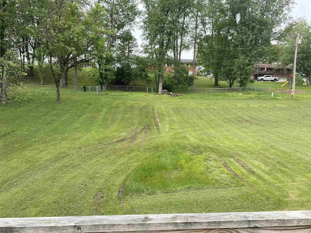 151 Raintree Blvd, Bridgeport, WV 26330 - view of yard