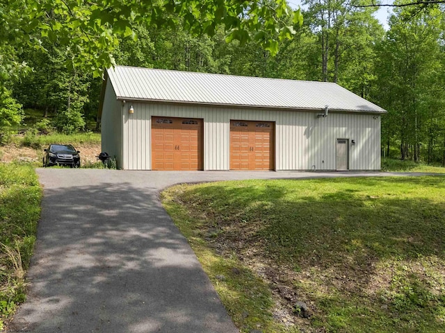 40 Briarwood Dr, Elkins, WV 26241 - view of detached garage