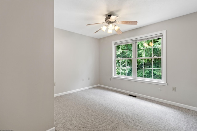 10 Pineview Pl, Morgantown, WV 26505 - carpeted empty room featuring ceiling fan and baseboards