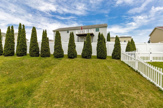112 Eagle Dr, Maidsville, WV 26541 - view of yard