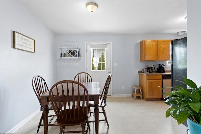 112 Eagle Dr, Maidsville, WV 26541 - dining space with baseboards