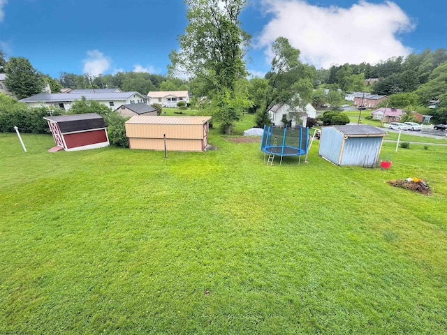 1601 Green Gables Rd, Fairmont, WV 26554 - view of green lawn featuring a trampoline