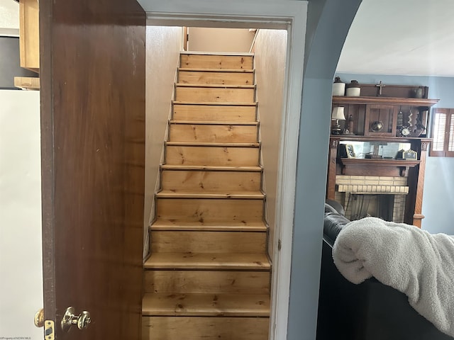 2605 E Main St, Bridgeport, WV 26330 - stairs with arched walkways