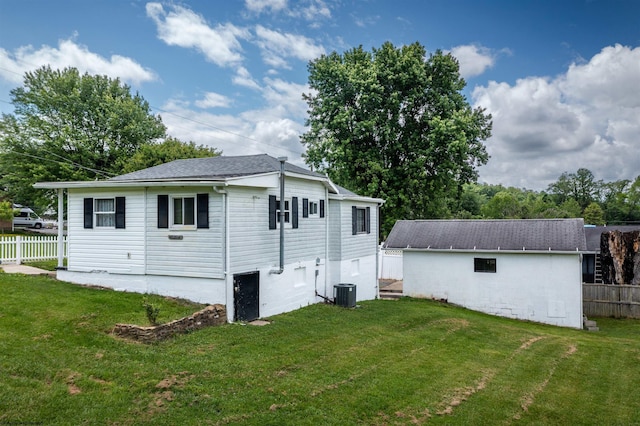 1501 Rose Ln, Fairmont, WV 26554 - back of property with central air condition unit