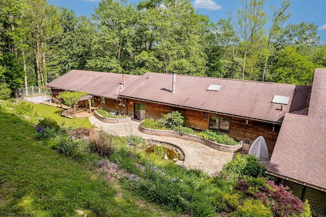 237 Highland Ave, Grafton, WV 26354 - view of front facade featuring a patio area