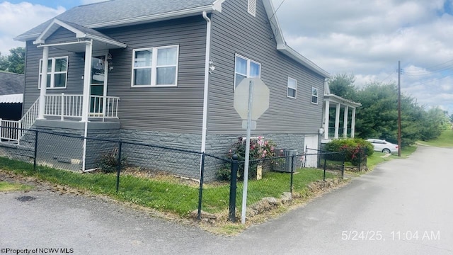 344 Tygart St, Fairmont, WV 26554 - view of property exterior with cooling unit