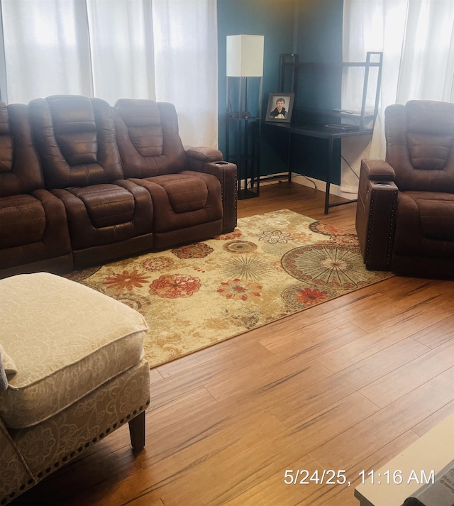 344 Tygart St, Fairmont, WV 26554 - living area with wood finished floors