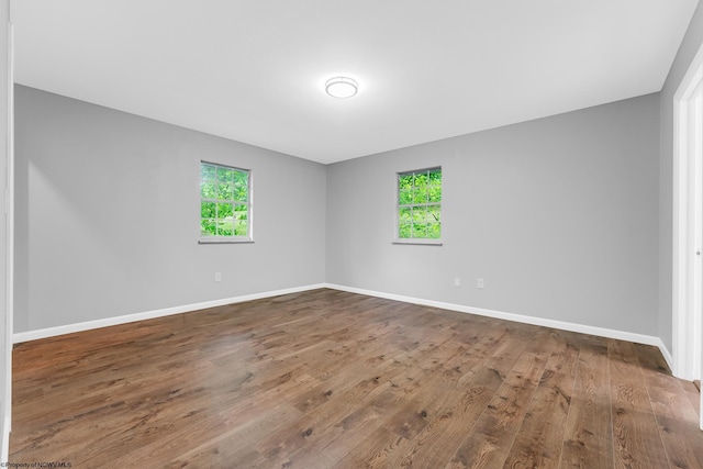 135 Celtic Dr, Clarksburg, WV 26301 - unfurnished room featuring baseboards and wood finished floors