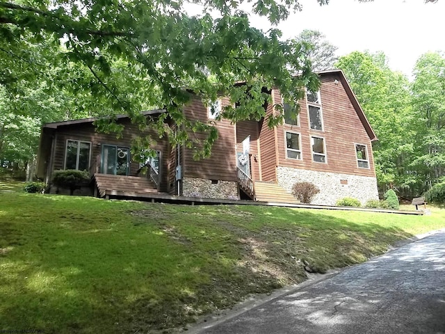 444 Gordon Rd, Beverly, WV 26253 - view of front of house featuring a front yard and a deck