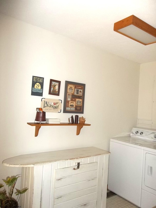 444 Gordon Rd, Beverly, WV 26253 - laundry area with washing machine and dryer