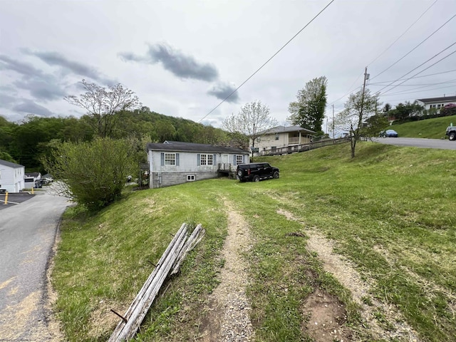 209 Thomas Ave, Nutter Fort, WV 26301 - view of front of house with a front lawn