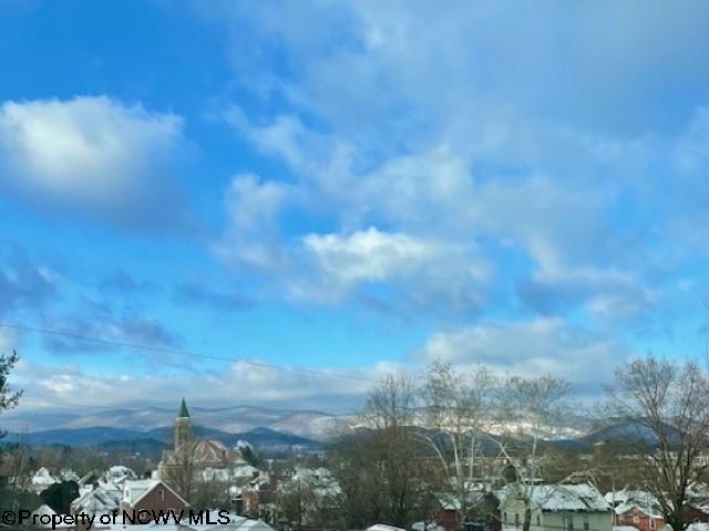 5 Key St, Elkins, WV 26241 - view of mountain background