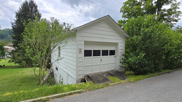 92 N High St, Philippi, WV 26416 - view of detached garage