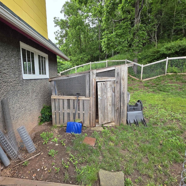 147 E 6th St, Weston, WV 26452 - view of yard with a gate