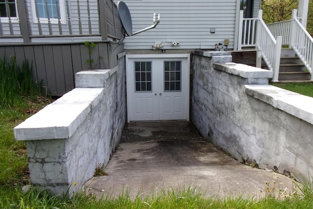 208 Parkview Cir, Kingwood, WV 26537 - property entrance