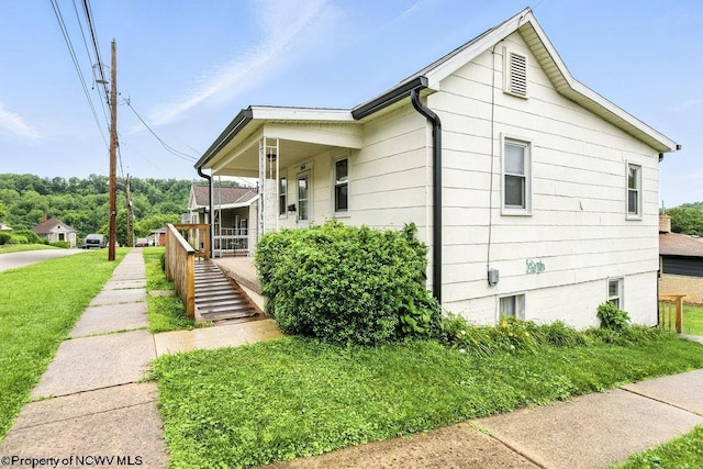 2300 Pride Ave, Clarksburg, WV 26301 - view of front of house with covered porch
