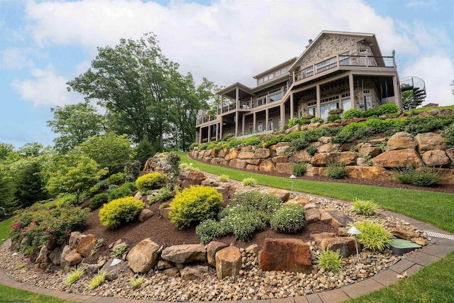 1009 Summit Dr, Morgantown, WV 26508 - back of house featuring a deck