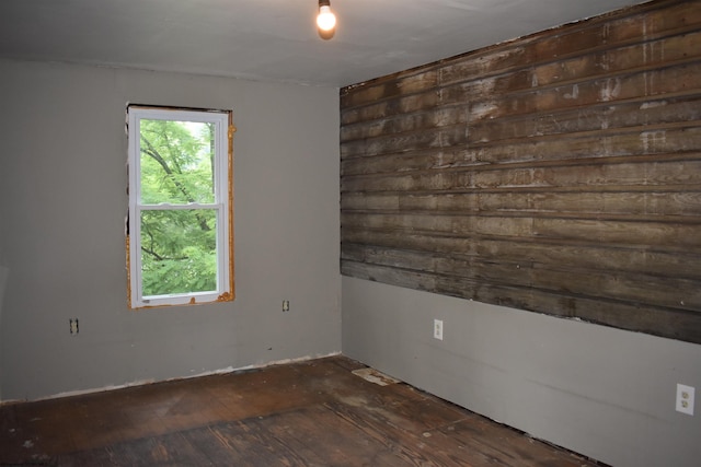 132 Racine St, Morgantown, WV 26505 - spare room with dark wood-style floors