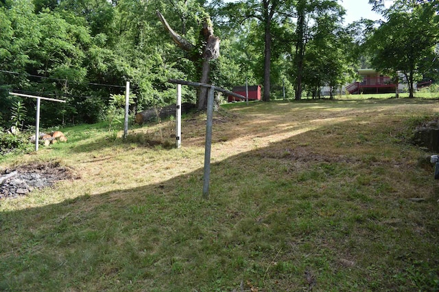 132 Racine St, Morgantown, WV 26505 - view of grassy yard