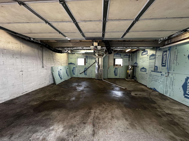 1218 N 18th St, Clarksburg, WV 26301 - garage with water heater