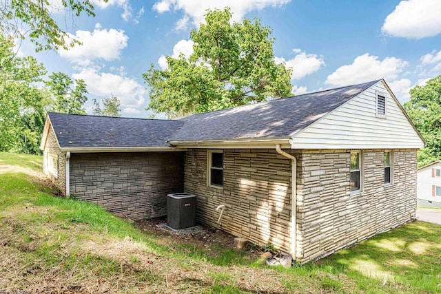 552 White Ave, Morgantown, WV 26501 - view of property exterior featuring stone siding, a shingled roof, and a lawn