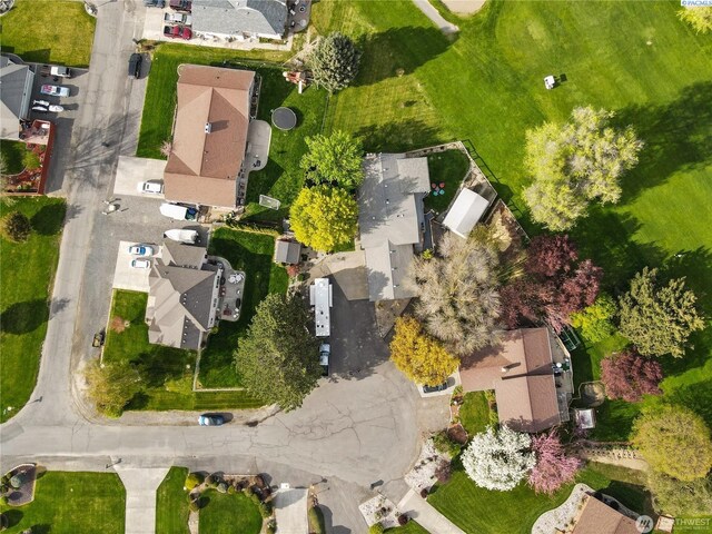 863 S Meadowlark Ln, Othello, WA 99344 - aerial overview of property's location with nearby suburban area