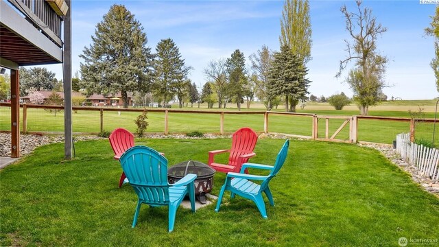863 S Meadowlark Ln, Othello, WA 99344 - view of yard featuring a fire pit
