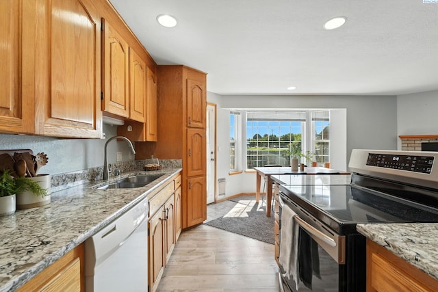 913 S Arthur Pl, Kennewick, WA 99336 - photo 4