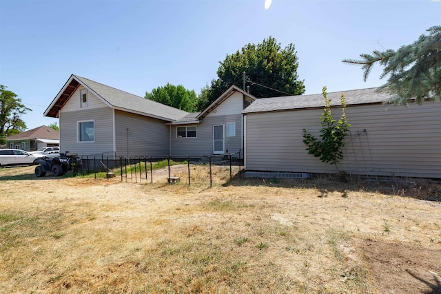 208 E 2nd, La Crosse, WA 99143 - rear view of property