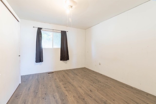 208 E 2nd, La Crosse, WA 99143 - unfurnished room with wood finished floors
