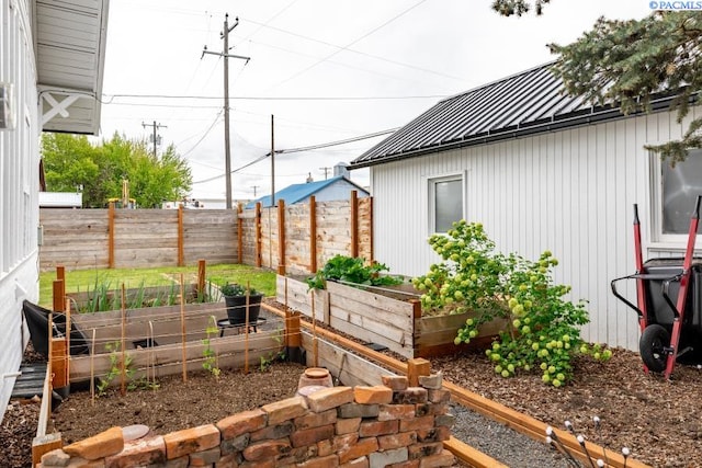 501 W California St, Garfield, WA 99130 - view of yard with a garden
