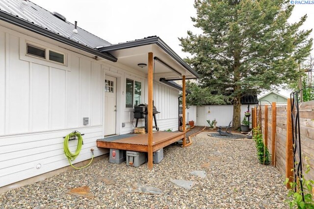 501 W California St, Garfield, WA 99130 - fenced backyard with a wooden deck