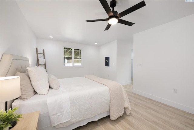 326 Casi Ct, Prosser, WA 99350 - bedroom featuring recessed lighting, light wood finished floors, baseboards, and a ceiling fan