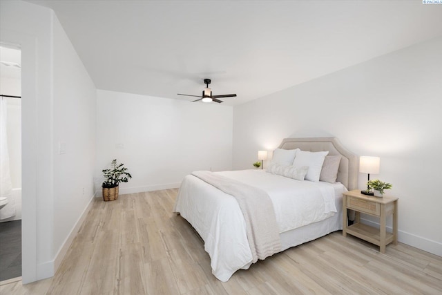 326 Casi Ct, Prosser, WA 99350 - bedroom featuring light wood-style flooring, baseboards, and ceiling fan