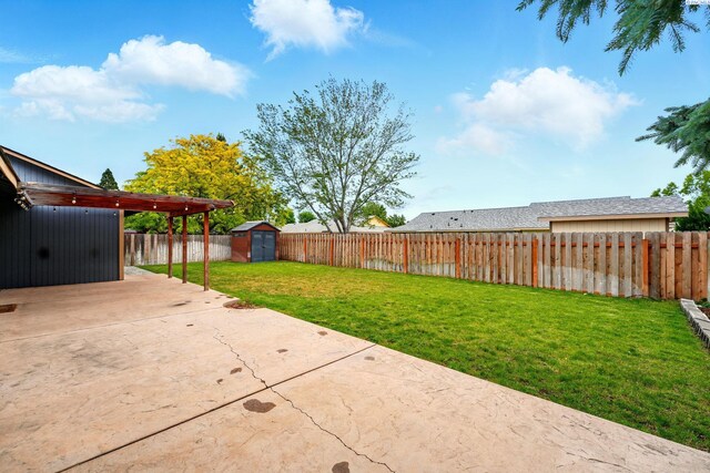 4721 Holly Way, West Richland, WA 99353 - view of yard with a patio