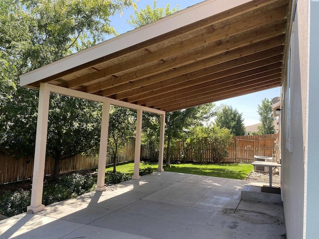 2002 Diamond Head Way, West Richland, WA 99353 - fenced backyard with a patio
