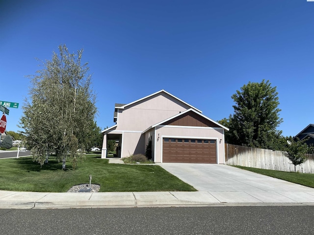2002 Diamond Head Way, West Richland, WA 99353 - view of front of house featuring an attached garage and driveway