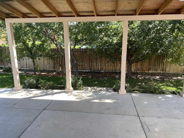 2002 Diamond Head Way, West Richland, WA 99353 - fenced backyard with a patio
