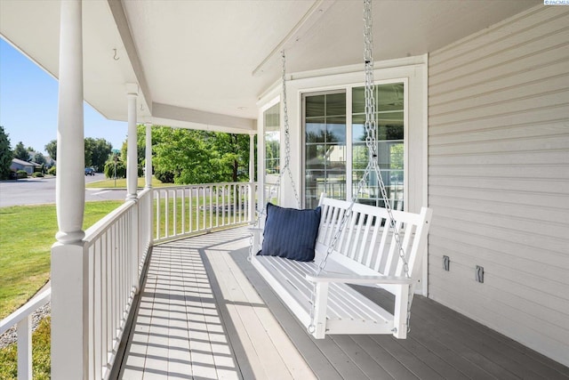 10219 W Argent Rd, Pasco, WA 99301 - porch with a lawn