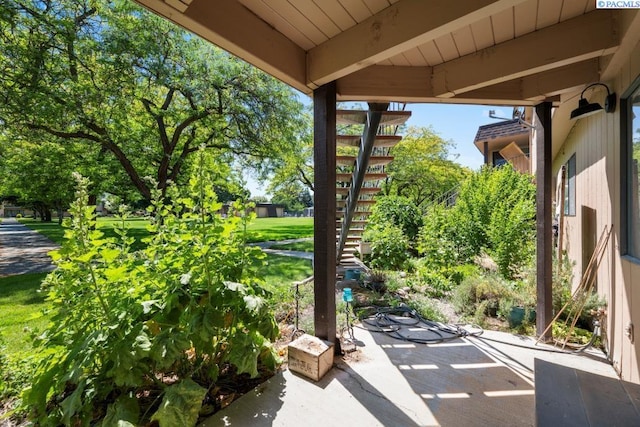 2913 W John Day Ave Unit D102, Kennewick, WA 99336 - view of patio / terrace with stairway