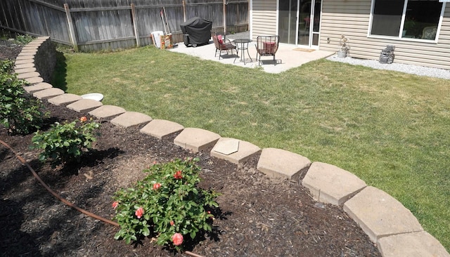 1135 SW Lost Trail Dr, Pullman, WA 99163 - view of yard featuring a patio