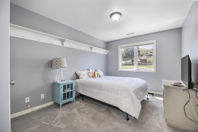 3501 W 42nd Ave, Kennewick, WA 99337 - bedroom featuring baseboards and carpet floors