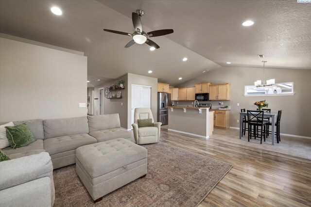705 S Texas St, Kennewick, WA 99336 - photo 30