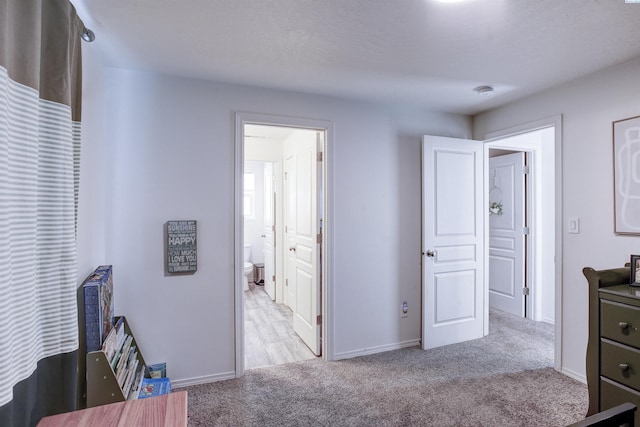 2140 W 23rd Ave, Kennewick, WA 99337 - carpeted bedroom featuring baseboards and ensuite bathroom