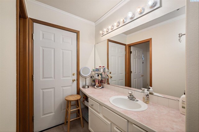 2302 W 31st Ave, Kennewick, WA 99337 - bathroom featuring vanity and crown molding